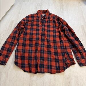 Duluth Trading Co Red and Black Checkered Shirt (Men’s XL Tall)